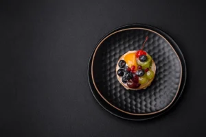 Dessert fruité gastronomique du restaurant L’Encre des Calanques Cassis